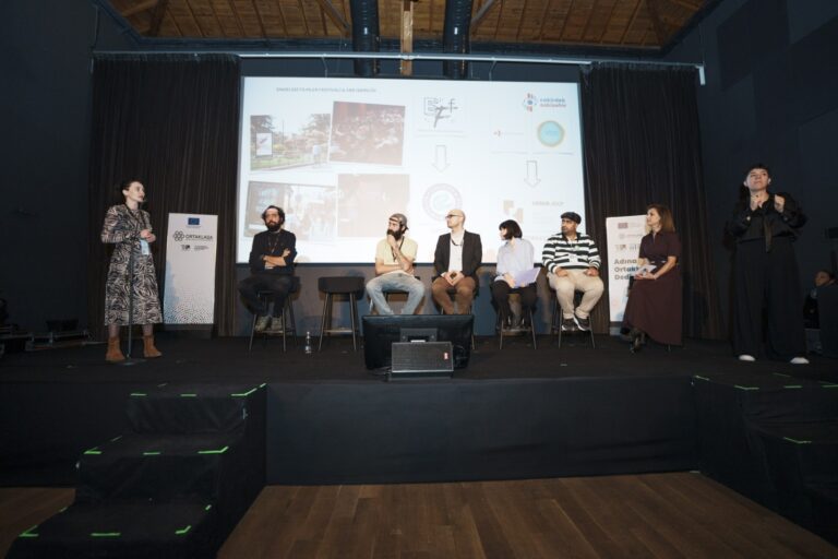 Ortaklasa_AdinaOrtaklasaDedik_Feriye_AltanUzbey_20251106_125 (Large)