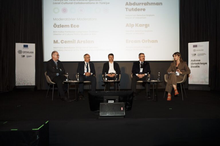 Ortaklasa_AdinaOrtaklasaDedik_Feriye_AltanUzbey_20251106_199 (Large)