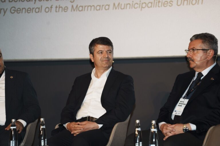 Ortaklasa_AdinaOrtaklasaDedik_Feriye_AltanUzbey_20251106_202 (Large)